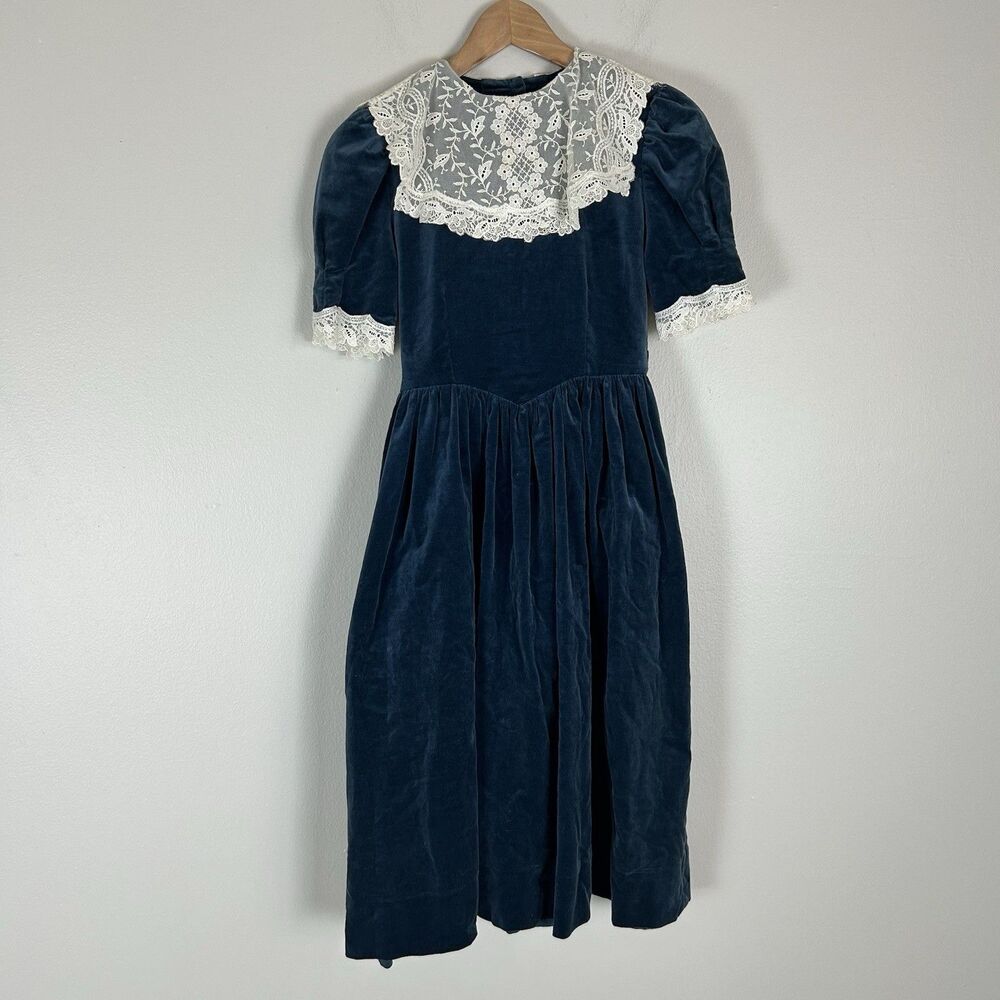 Victorian Collar Dress Vintage Size XS 2 Velvet Cottage Prairie Renaissance Lace
